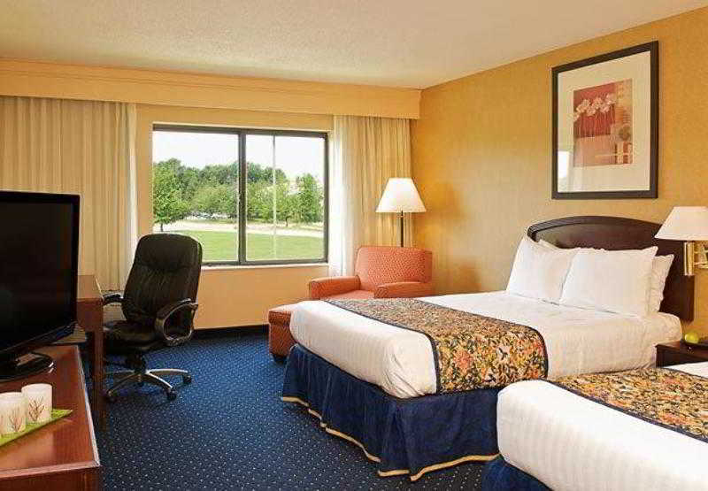 Courtyard By Marriott Columbus Tipton Lakes Zimmer foto