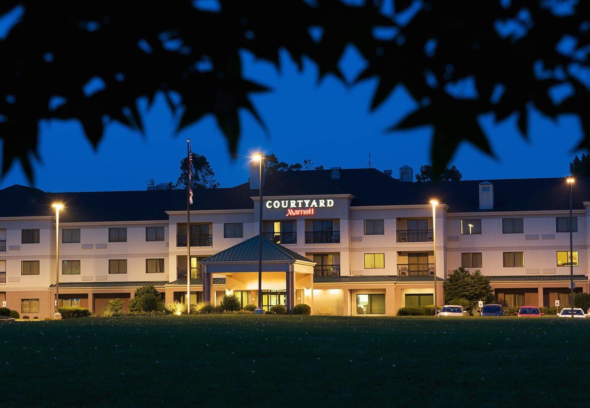 Country Inn & Suites By Radisson, Columbus-Edinburgh Exterior foto